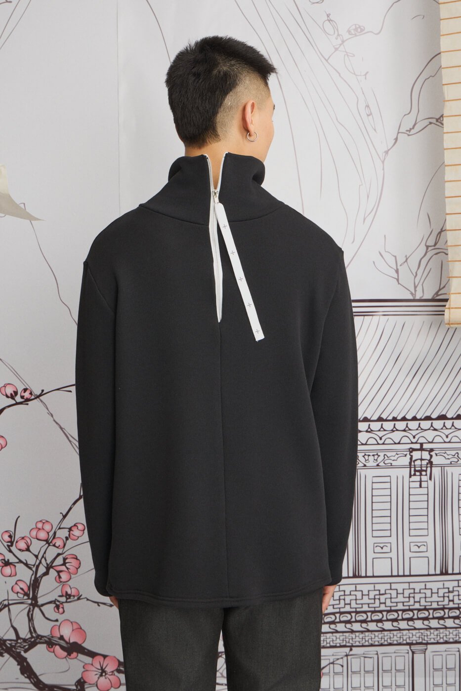 Chariot - sweatshirt with zipper at the back - Image 2
