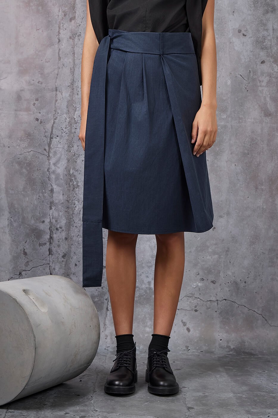 Monolith - pleated skirt